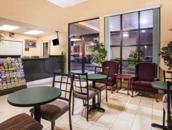 Howard Johnson By Wyndham Panama City Motel Interior photo